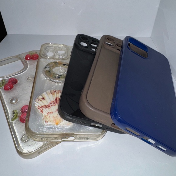 iPhone 13 Pro Max cases - Picture 2 of 6